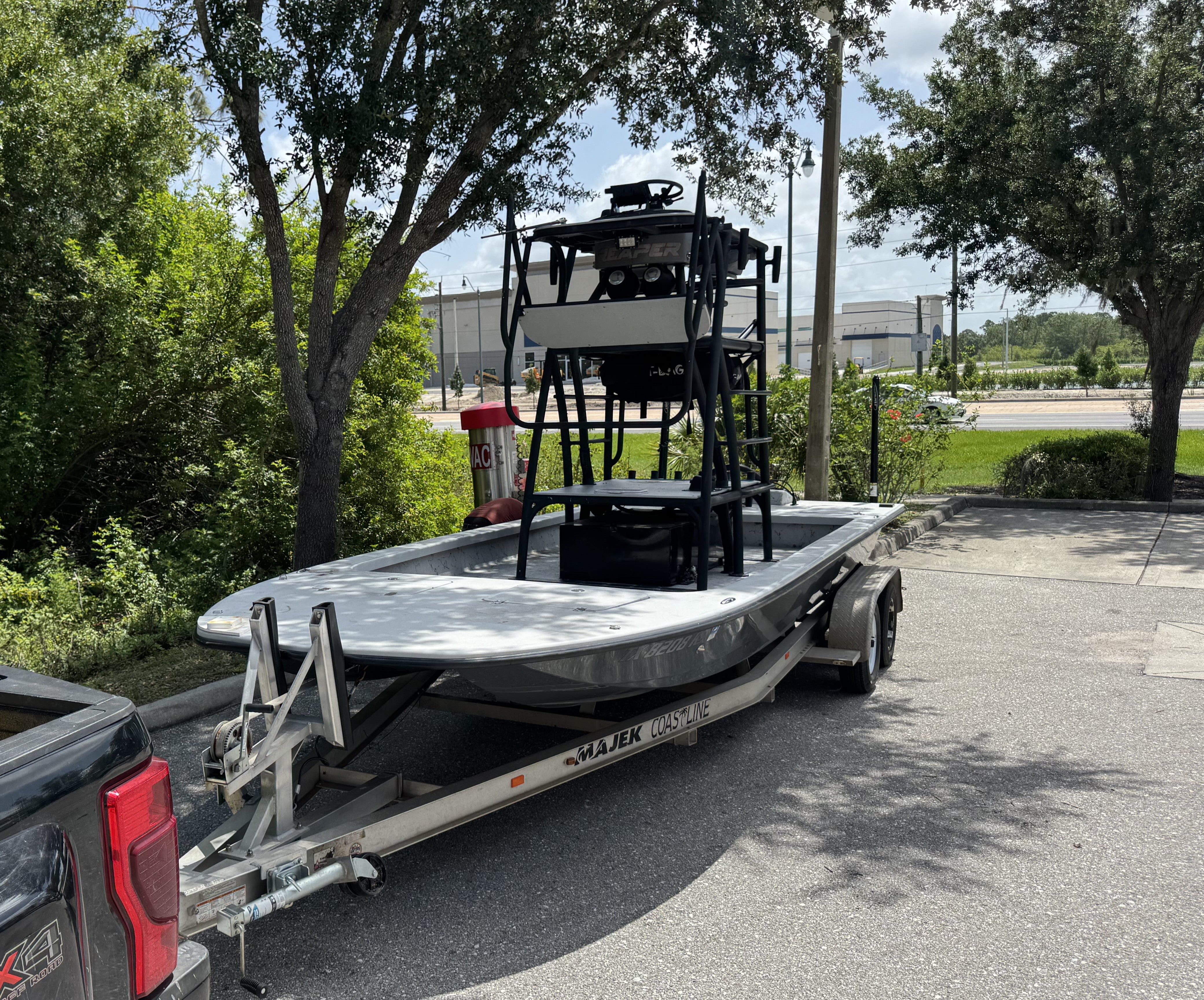 Majek Skiff | Lagoon